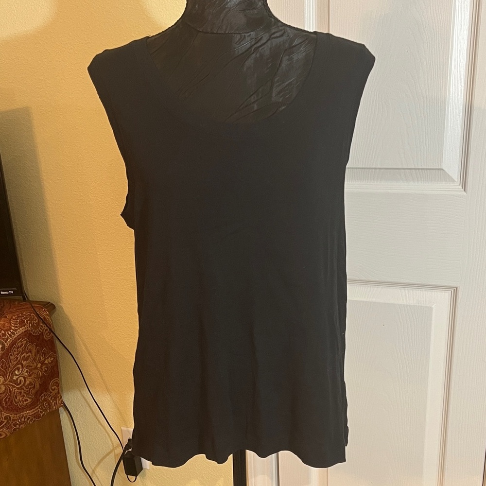 Elegant Black Sleeveless Tank Top